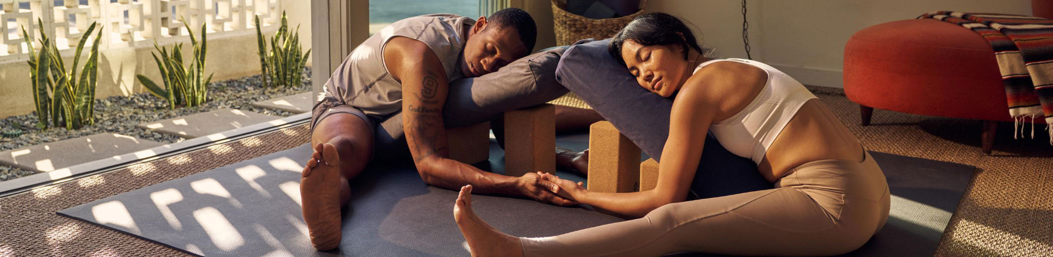 Yoga deken manduka, gerecyclede katoen - Yoga Maastricht Yoga deken manduka, gerecyclede katoen - Yoga Maastricht