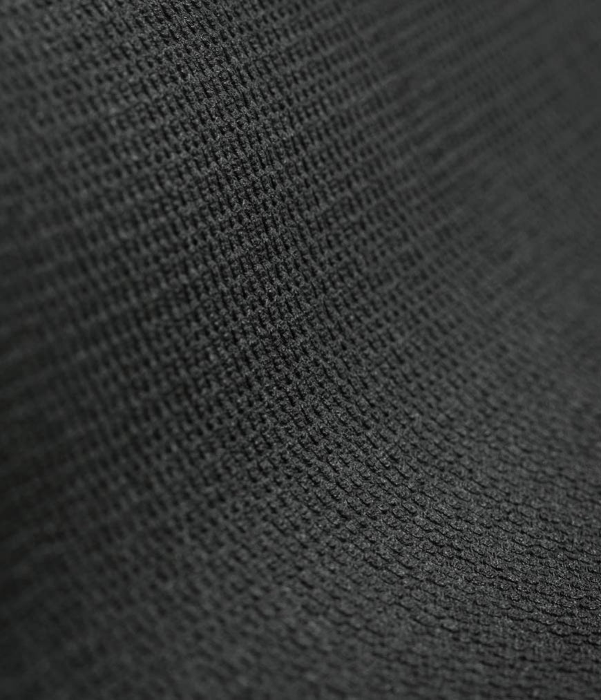 Black (Black)